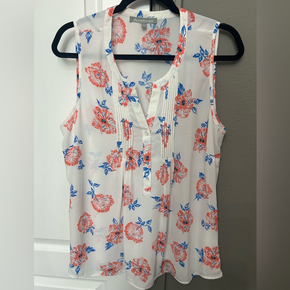 Danielrainn floral sleeveless shell tank